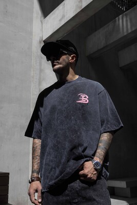 Black Island - Graffiti Print Oversized Washed Black T-Shirt 1860 (1)